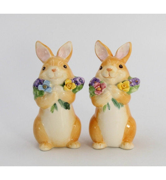 Easter Bunny Salt and Pepper Shakers, Cute Bunny Rabbit, Spring Decor